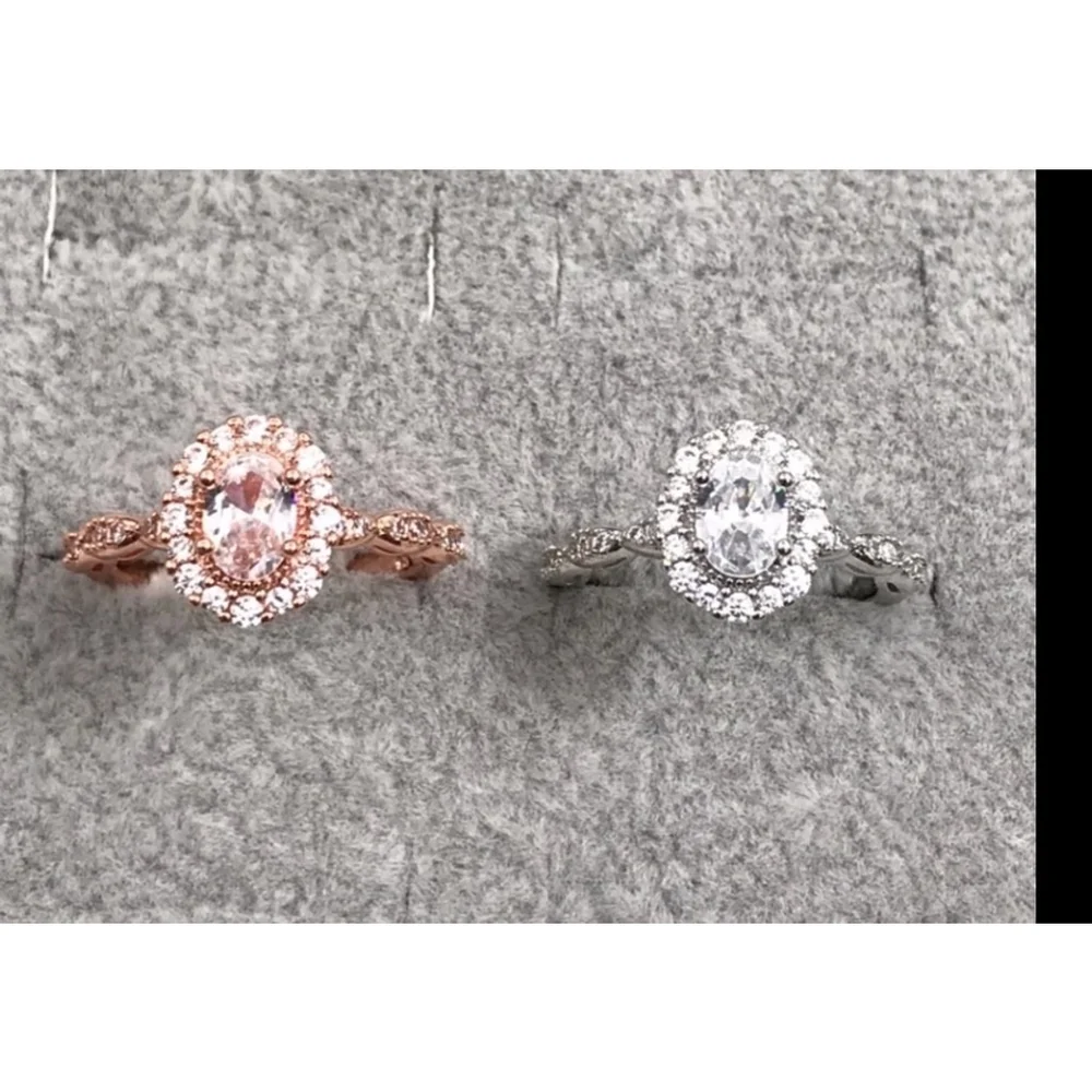 NEW Women's Gold Filled‎ Oval Halo Simulated Diamond Engagement Ring, Sz 6